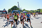 Halbmarathon Start 2011 (Foto: Martin Schmitz)